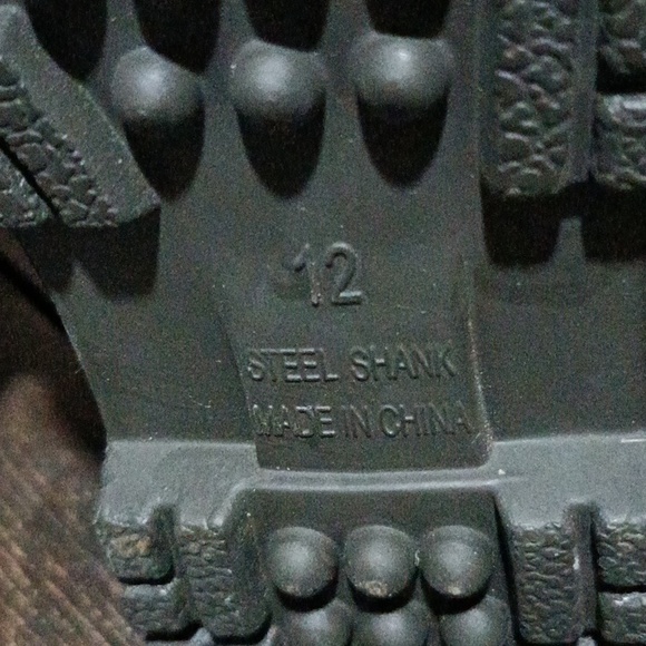 Shoes - Picture 2 of 4